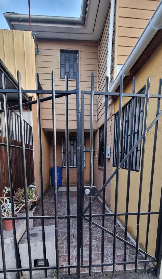 圣地亚哥Casa Enea Pudahuel别墅 外观 照片