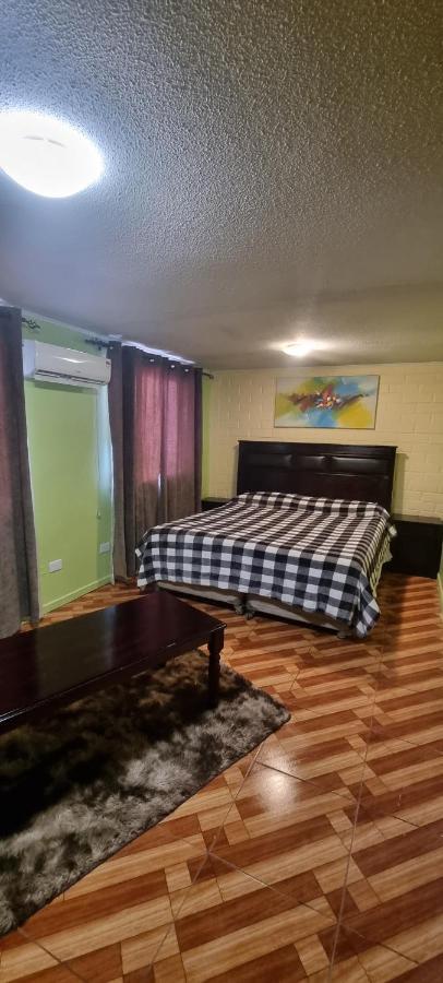 圣地亚哥Casa Enea Pudahuel别墅 外观 照片