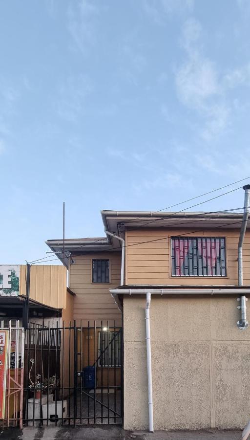圣地亚哥Casa Enea Pudahuel别墅 外观 照片